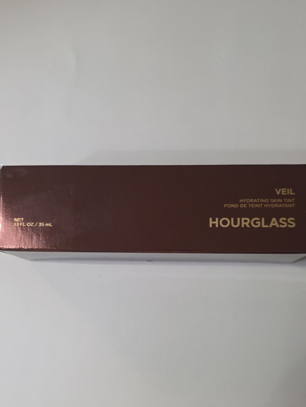 Hourglass Veil Hydrating Skin Tint - Brown & Gold Box